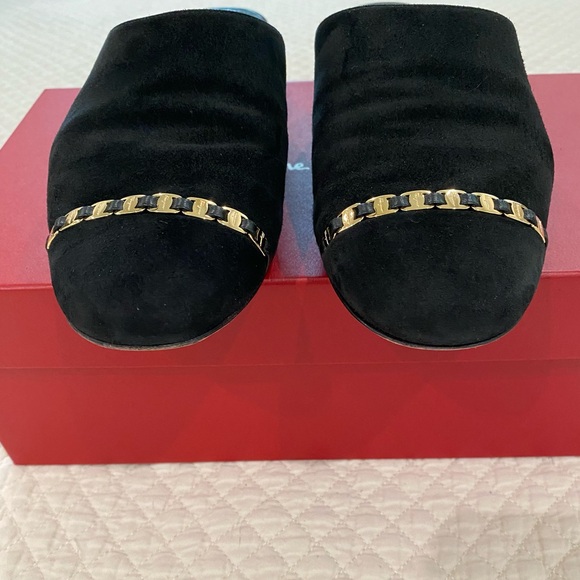 Salvatore Ferragamo Black Suede Muggia Slip-on Mules with Chain Logo Detail 8C - Picture 11 of 13